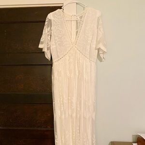 Pinkblush white lace maternity dress size M